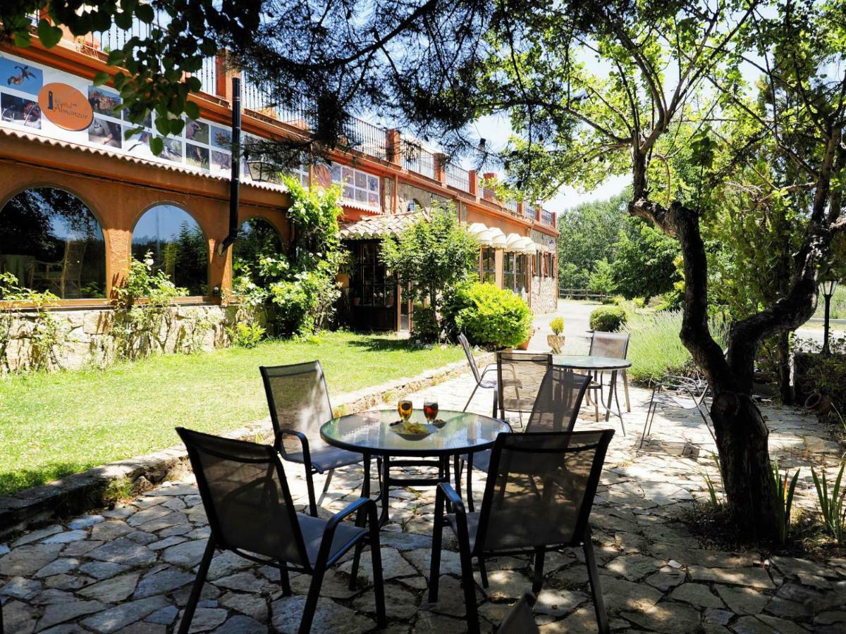 Hospedium Hostal Almanzor Navarredonda de Gredos Exterior photo